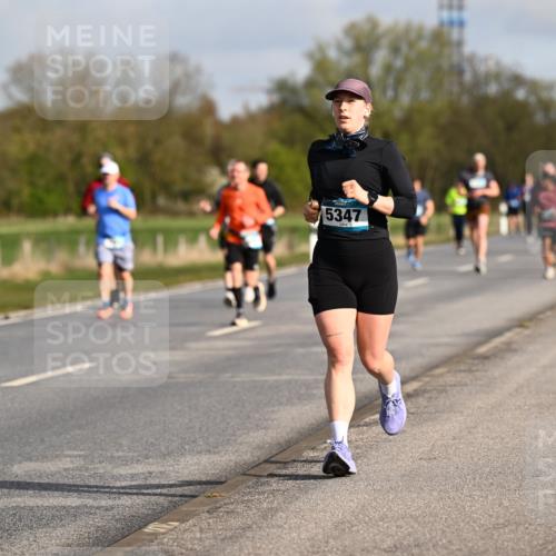 12.04.2026 - 45. Internationalen Wilhelmsburger Insellauf Dr. Thomas Lammeyer http://msf.ph/oto/9433676 12.04.2026 09:18:56 Laufen 5347, 1 meine-sportfotos.de