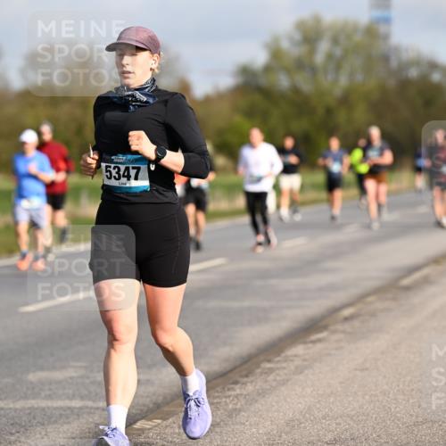 12.04.2026 - 45. Internationalen Wilhelmsburger Insellauf Dr. Thomas Lammeyer http://msf.ph/oto/9433684 12.04.2026 09:18:57 Laufen 5347 meine-sportfotos.de