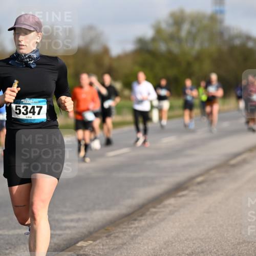 12.04.2026 - 45. Internationalen Wilhelmsburger Insellauf Dr. Thomas Lammeyer http://msf.ph/oto/9433687 12.04.2026 09:18:57 Laufen 5347 meine-sportfotos.de