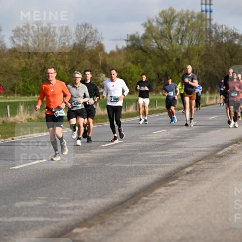 12.04.2026 - 45. Internationalen Wilhelmsburger Insellauf Dr. Thomas Lammeyer http://msf.ph/oto/9433693 12.04.2026 09:18:58 Laufen 3450, 3834, 5286, 5756, 2189, 322, 5606 meine-sportfotos.de