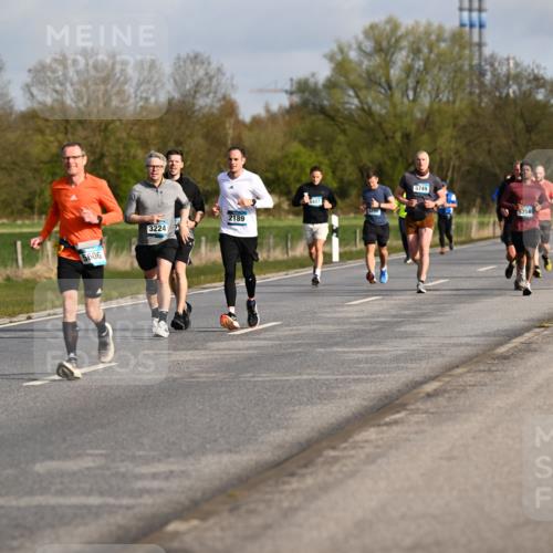 12.04.2026 - 45. Internationalen Wilhelmsburger Insellauf Dr. Thomas Lammeyer http://msf.ph/oto/9433697 12.04.2026 09:18:59 Laufen 3450, 5, 3224, 2189 meine-sportfotos.de