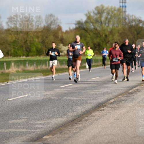 12.04.2026 - 45. Internationalen Wilhelmsburger Insellauf Dr. Thomas Lammeyer http://msf.ph/oto/9433719 12.04.2026 09:19:02 Laufen 3224, 49 meine-sportfotos.de