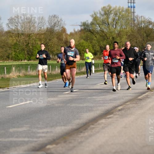 12.04.2026 - 45. Internationalen Wilhelmsburger Insellauf Dr. Thomas Lammeyer http://msf.ph/oto/9433724 12.04.2026 09:19:03 Laufen 5407, 5749, 31, 190, 5756, 5751 meine-sportfotos.de