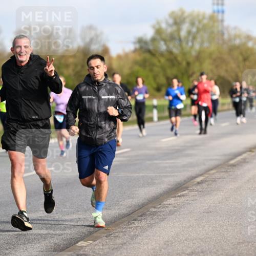 12.04.2026 - 45. Internationalen Wilhelmsburger Insellauf Dr. Thomas Lammeyer http://msf.ph/oto/9433765 12.04.2026 09:19:10 Laufen 756, 2026 meine-sportfotos.de