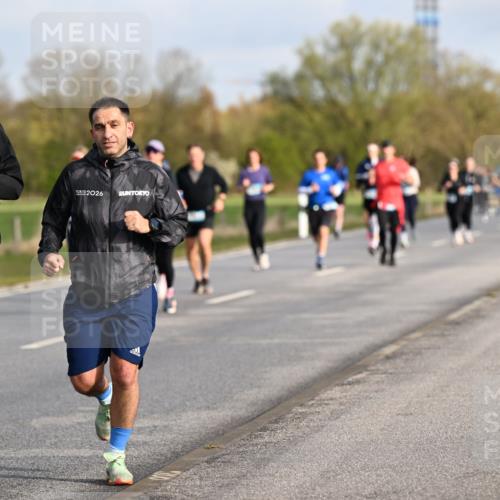 12.04.2026 - 45. Internationalen Wilhelmsburger Insellauf Dr. Thomas Lammeyer http://msf.ph/oto/9433770 12.04.2026 09:19:10 Laufen 2026 meine-sportfotos.de