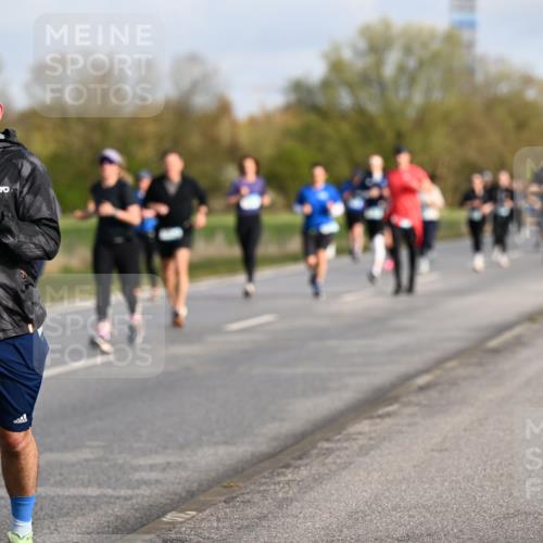12.04.2026 - 45. Internationalen Wilhelmsburger Insellauf Dr. Thomas Lammeyer http://msf.ph/oto/9433776 12.04.2026 09:19:11 Laufen 2026 meine-sportfotos.de