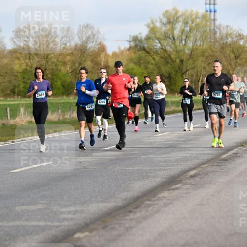 12.04.2026 - 45. Internationalen Wilhelmsburger Insellauf Dr. Thomas Lammeyer http://msf.ph/oto/9433796 12.04.2026 09:19:14 Laufen 3553, 4569, 2854, 3408, 2375, 4297, 87, 3416, 5751 meine-sportfotos.de