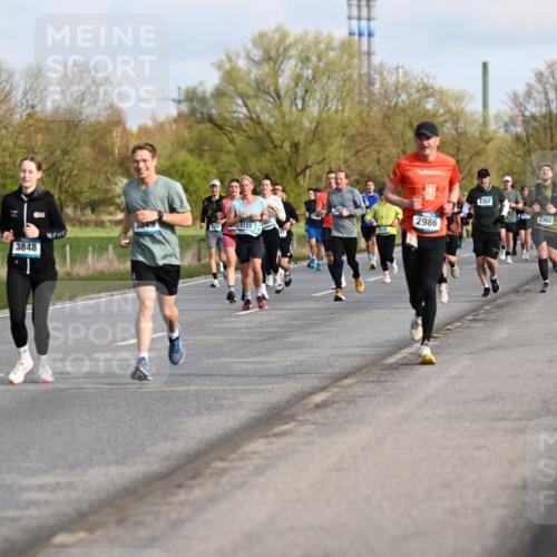 12.04.2026 - 45. Internationalen Wilhelmsburger Insellauf Dr. Thomas Lammeyer http://msf.ph/oto/9433836 12.04.2026 09:19:22 Laufen 98, 3416, 3848, 3849, 2302122, 2986, 3357, 3357, 3363, 16 meine-sportfotos.de