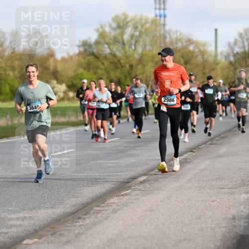 12.04.2026 - 45. Internationalen Wilhelmsburger Insellauf Dr. Thomas Lammeyer http://msf.ph/oto/9433842 12.04.2026 09:19:23 Laufen 8797, 388, 3840, 2986, 2646 meine-sportfotos.de