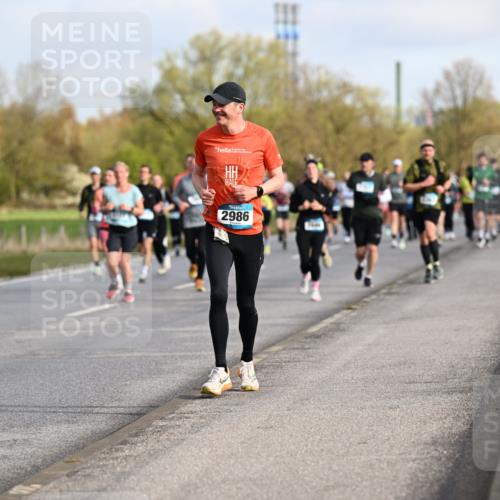 12.04.2026 - 45. Internationalen Wilhelmsburger Insellauf Dr. Thomas Lammeyer http://msf.ph/oto/9433851 12.04.2026 09:19:25 Laufen 49, 2986 meine-sportfotos.de