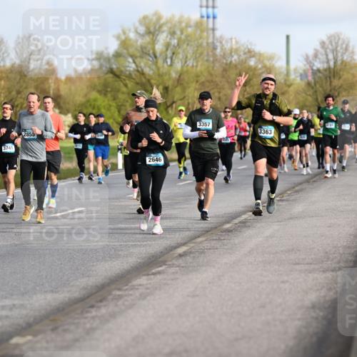 12.04.2026 - 45. Internationalen Wilhelmsburger Insellauf Dr. Thomas Lammeyer http://msf.ph/oto/9433872 12.04.2026 09:19:28 Laufen 2122, 3968, 343, 3741, 2855, 3357, 2646, 3363, 16 meine-sportfotos.de