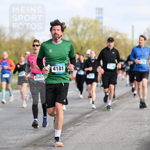 12.04.2026 - 45. Internationalen Wilhelmsburger Insellauf Dr. Thomas Lammeyer http://msf.ph/oto/9433931 12.04.2026 09:19:39 Laufen 4943, 4181 meine-sportfotos.de