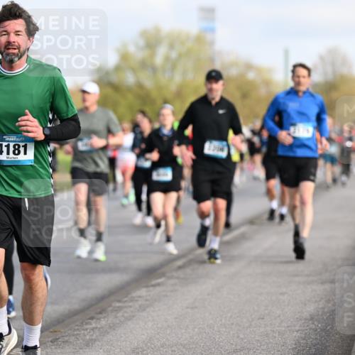 12.04.2026 - 45. Internationalen Wilhelmsburger Insellauf Dr. Thomas Lammeyer http://msf.ph/oto/9433936 12.04.2026 09:19:40 Laufen 4181 meine-sportfotos.de