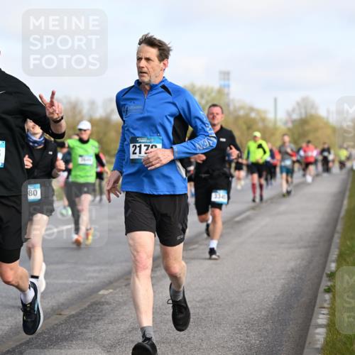 12.04.2026 - 45. Internationalen Wilhelmsburger Insellauf Dr. Thomas Lammeyer http://msf.ph/oto/9433960 12.04.2026 09:19:44 Laufen 2206, 80, 212, 334 meine-sportfotos.de