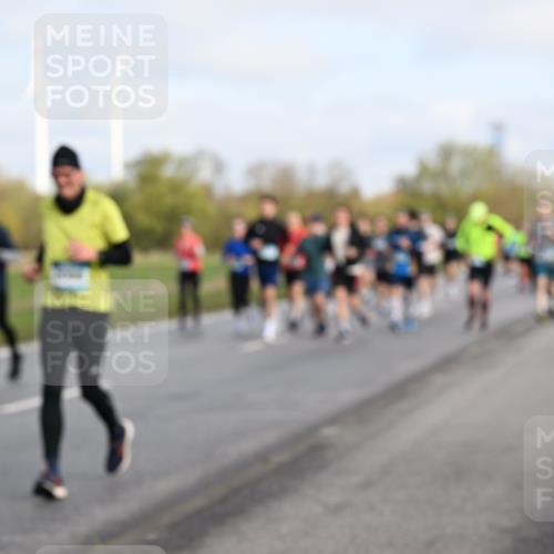 12.04.2026 - 45. Internationalen Wilhelmsburger Insellauf Dr. Thomas Lammeyer http://msf.ph/oto/9433980 12.04.2026 09:19:47 Laufen  meine-sportfotos.de