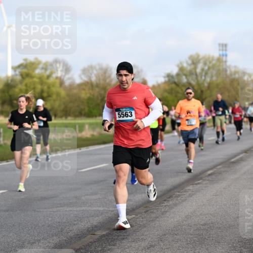 12.04.2026 - 45. Internationalen Wilhelmsburger Insellauf Dr. Thomas Lammeyer http://msf.ph/oto/9434030 12.04.2026 09:19:57 Laufen 5563 meine-sportfotos.de