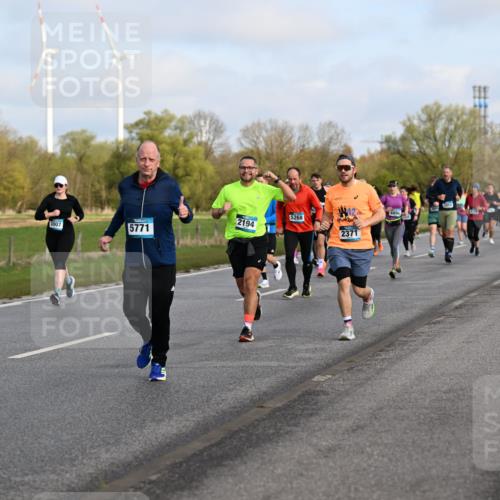 12.04.2026 - 45. Internationalen Wilhelmsburger Insellauf Dr. Thomas Lammeyer http://msf.ph/oto/9434041 12.04.2026 09:19:59 Laufen 2194, 3007, 5771, 5268, 2371, 4896, 5805 meine-sportfotos.de
