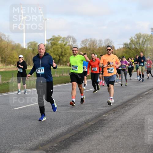 12.04.2026 - 45. Internationalen Wilhelmsburger Insellauf Dr. Thomas Lammeyer http://msf.ph/oto/9434043 12.04.2026 09:19:59 Laufen 66, 3007, 5771, 2194, 4896, 5268, 2371 meine-sportfotos.de