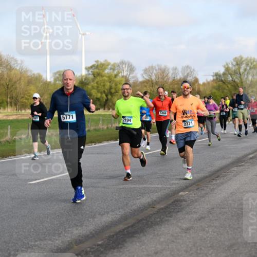 12.04.2026 - 45. Internationalen Wilhelmsburger Insellauf Dr. Thomas Lammeyer http://msf.ph/oto/9434044 12.04.2026 09:19:59 Laufen 66, 3007, 5771, 2194, 5268, 42, 2371, 4107 meine-sportfotos.de