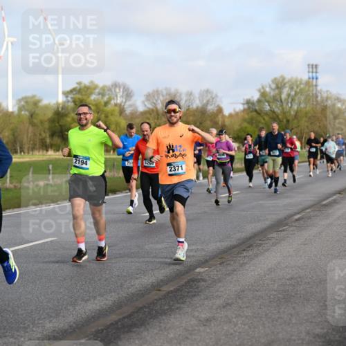12.04.2026 - 45. Internationalen Wilhelmsburger Insellauf Dr. Thomas Lammeyer http://msf.ph/oto/9434048 12.04.2026 09:20:00 Laufen 2194, 230, 5771, 5268, 424, 2371 meine-sportfotos.de