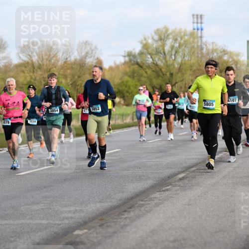 12.04.2026 - 45. Internationalen Wilhelmsburger Insellauf Dr. Thomas Lammeyer http://msf.ph/oto/9434065 12.04.2026 09:20:03 Laufen 3631, 4896, 5578, 3039, 2795, 4107, 5805, 3854, 217, 3852, 5490, 5501 meine-sportfotos.de