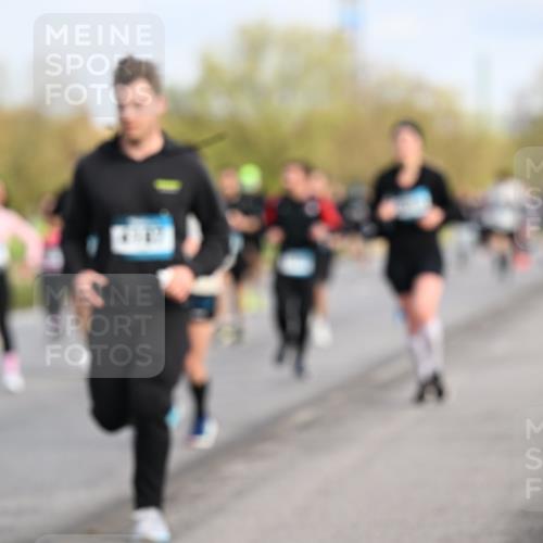 12.04.2026 - 45. Internationalen Wilhelmsburger Insellauf Dr. Thomas Lammeyer http://msf.ph/oto/9434092 12.04.2026 09:20:07 Laufen  meine-sportfotos.de
