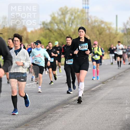 12.04.2026 - 45. Internationalen Wilhelmsburger Insellauf Dr. Thomas Lammeyer http://msf.ph/oto/9434096 12.04.2026 09:20:08 Laufen 4107, 5501, 5562, 3010 meine-sportfotos.de