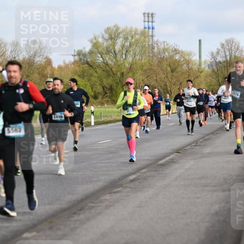 12.04.2026 - 45. Internationalen Wilhelmsburger Insellauf Dr. Thomas Lammeyer http://msf.ph/oto/9434114 12.04.2026 09:20:11 Laufen 5501, 556, 2496, 988, 3118, 4689, 4331, 4530, 7878 meine-sportfotos.de