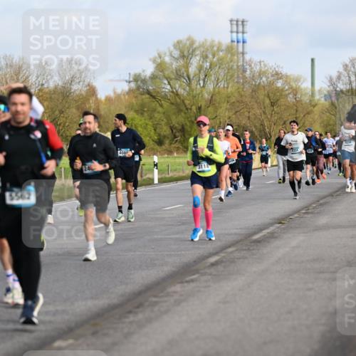 12.04.2026 - 45. Internationalen Wilhelmsburger Insellauf Dr. Thomas Lammeyer http://msf.ph/oto/9434116 12.04.2026 09:20:11 Laufen 408, 77, 475, 4330, 4331, 3118, 3878 meine-sportfotos.de