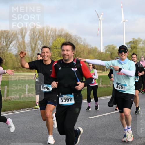 12.04.2026 - 45. Internationalen Wilhelmsburger Insellauf Dr. Thomas Lammeyer http://msf.ph/oto/9434125 12.04.2026 09:20:14 Laufen 5576, 5490, 5562, 03, 2496, 5501, 2846 meine-sportfotos.de