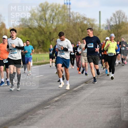 12.04.2026 - 45. Internationalen Wilhelmsburger Insellauf Dr. Thomas Lammeyer http://msf.ph/oto/9434145 12.04.2026 09:20:18 Laufen 4336, 468, 4992, 4331, 4330, 2895 meine-sportfotos.de