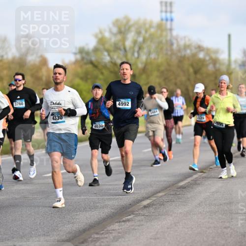 12.04.2026 - 45. Internationalen Wilhelmsburger Insellauf Dr. Thomas Lammeyer http://msf.ph/oto/9434157 12.04.2026 09:20:20 Laufen 3760, 433, 4330, 4030, 4992, 3484, 829, 2895 meine-sportfotos.de