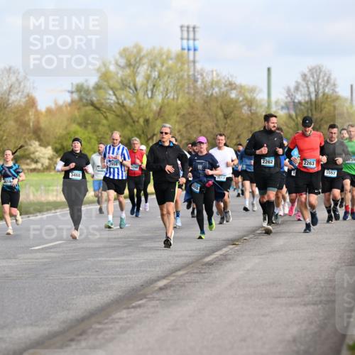 12.04.2026 - 45. Internationalen Wilhelmsburger Insellauf Dr. Thomas Lammeyer http://msf.ph/oto/9434188 12.04.2026 09:20:26 Laufen 2958, 4298, 3468, 3513, 2618, 2262, 2263, 5557 meine-sportfotos.de