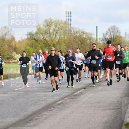 12.04.2026 - 45. Internationalen Wilhelmsburger Insellauf Dr. Thomas Lammeyer http://msf.ph/oto/9434192 12.04.2026 09:20:27 Laufen 2618, 3468, 2958, 2263, 4739, 2262, 5557, 3513 meine-sportfotos.de