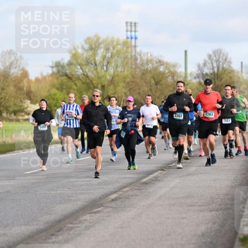 12.04.2026 - 45. Internationalen Wilhelmsburger Insellauf Dr. Thomas Lammeyer http://msf.ph/oto/9434194 12.04.2026 09:20:27 Laufen 18, 2618, 3468, 2958, 3513, 2263, 2262, 5557 meine-sportfotos.de
