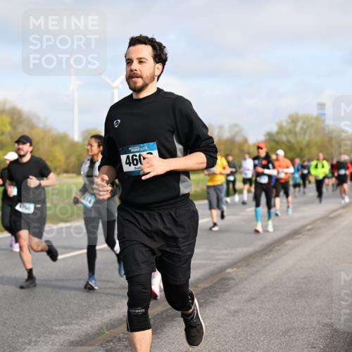 12.04.2026 - 45. Internationalen Wilhelmsburger Insellauf Dr. Thomas Lammeyer http://msf.ph/oto/9434269 12.04.2026 09:20:40 Laufen 050, 460 meine-sportfotos.de