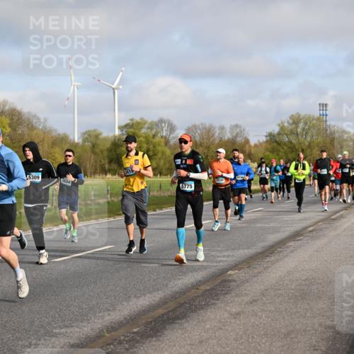 12.04.2026 - 45. Internationalen Wilhelmsburger Insellauf Dr. Thomas Lammeyer http://msf.ph/oto/9434280 12.04.2026 09:20:42 Laufen 5309, 3624, 3419, 5775, 2530 meine-sportfotos.de