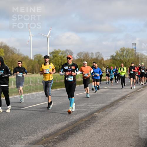 12.04.2026 - 45. Internationalen Wilhelmsburger Insellauf Dr. Thomas Lammeyer http://msf.ph/oto/9434283 12.04.2026 09:20:42 Laufen 19, 5309, 3624, 5775, 2530 meine-sportfotos.de