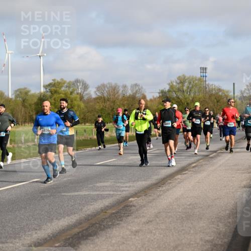 12.04.2026 - 45. Internationalen Wilhelmsburger Insellauf Dr. Thomas Lammeyer http://msf.ph/oto/9434291 12.04.2026 09:20:45 Laufen 2530, 4836, 2869, 5660, 372, 4865, 4866 meine-sportfotos.de