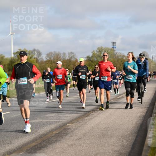 12.04.2026 - 45. Internationalen Wilhelmsburger Insellauf Dr. Thomas Lammeyer http://msf.ph/oto/9434306 12.04.2026 09:20:49 Laufen 5508, 5406, 5789, 4865, 4866, 5660, 4277, 2231 meine-sportfotos.de