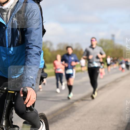 12.04.2026 - 45. Internationalen Wilhelmsburger Insellauf Dr. Thomas Lammeyer http://msf.ph/oto/9434335 12.04.2026 09:20:55 Laufen  meine-sportfotos.de