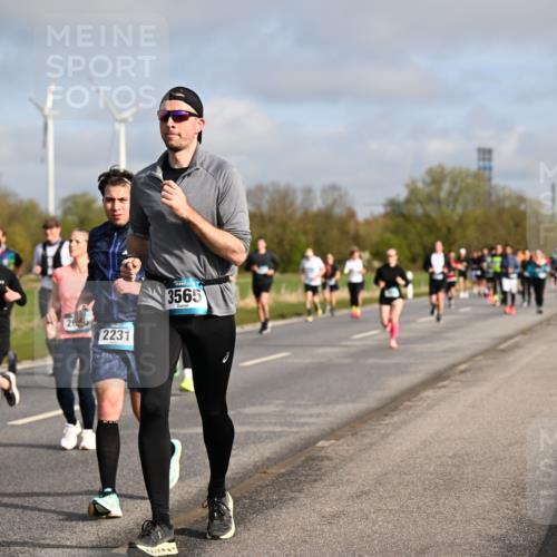 12.04.2026 - 45. Internationalen Wilhelmsburger Insellauf Dr. Thomas Lammeyer http://msf.ph/oto/9434347 12.04.2026 09:20:57 Laufen 3049, 2231, 3565 meine-sportfotos.de
