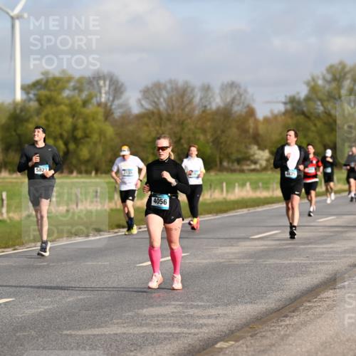 12.04.2026 - 45. Internationalen Wilhelmsburger Insellauf Dr. Thomas Lammeyer http://msf.ph/oto/9434358 12.04.2026 09:21:00 Laufen 5823, 2133, 4056, 4825 meine-sportfotos.de