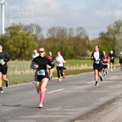 12.04.2026 - 45. Internationalen Wilhelmsburger Insellauf Dr. Thomas Lammeyer http://msf.ph/oto/9434362 12.04.2026 09:21:00 Laufen 5823, 4056 meine-sportfotos.de