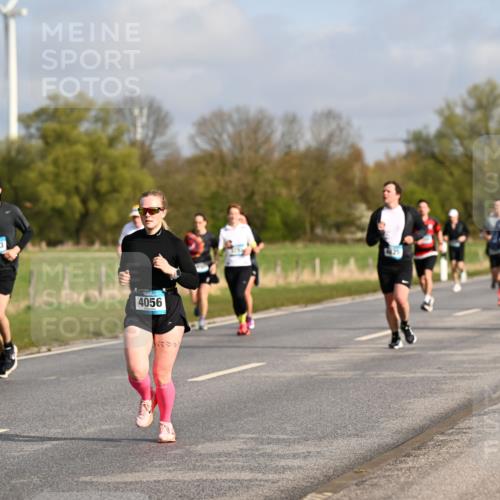 12.04.2026 - 45. Internationalen Wilhelmsburger Insellauf Dr. Thomas Lammeyer http://msf.ph/oto/9434363 12.04.2026 09:21:00 Laufen 5823, 4056, 7474 meine-sportfotos.de