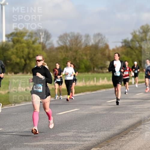 12.04.2026 - 45. Internationalen Wilhelmsburger Insellauf Dr. Thomas Lammeyer http://msf.ph/oto/9434364 12.04.2026 09:21:00 Laufen 5823, 4056 meine-sportfotos.de