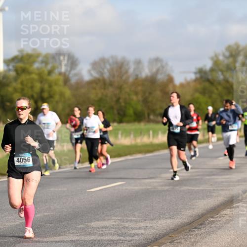 12.04.2026 - 45. Internationalen Wilhelmsburger Insellauf Dr. Thomas Lammeyer http://msf.ph/oto/9434368 12.04.2026 09:21:01 Laufen 5823, 4056 meine-sportfotos.de