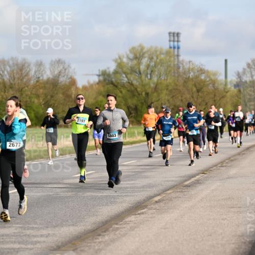 12.04.2026 - 45. Internationalen Wilhelmsburger Insellauf Dr. Thomas Lammeyer http://msf.ph/oto/9434395 12.04.2026 09:21:06 Laufen 3500, 2677, 5618, 2197, 5803, 6046 meine-sportfotos.de