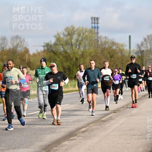 12.04.2026 - 45. Internationalen Wilhelmsburger Insellauf Dr. Thomas Lammeyer http://msf.ph/oto/9434443 12.04.2026 09:21:14 Laufen 3064, 2579, 5460, 3184, 2432, 4991, 4929 meine-sportfotos.de