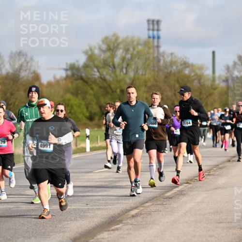 12.04.2026 - 45. Internationalen Wilhelmsburger Insellauf Dr. Thomas Lammeyer http://msf.ph/oto/9434448 12.04.2026 09:21:16 Laufen 308, 2579, 4991, 2988, 460, 492, 3184 meine-sportfotos.de
